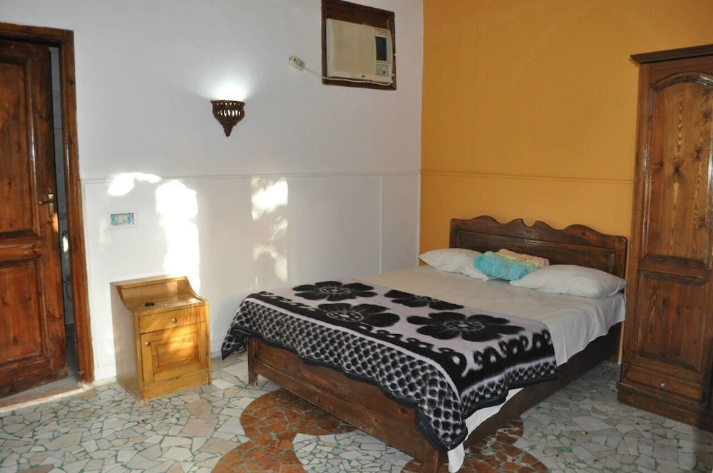 Standard Double or Twin Room photo 3