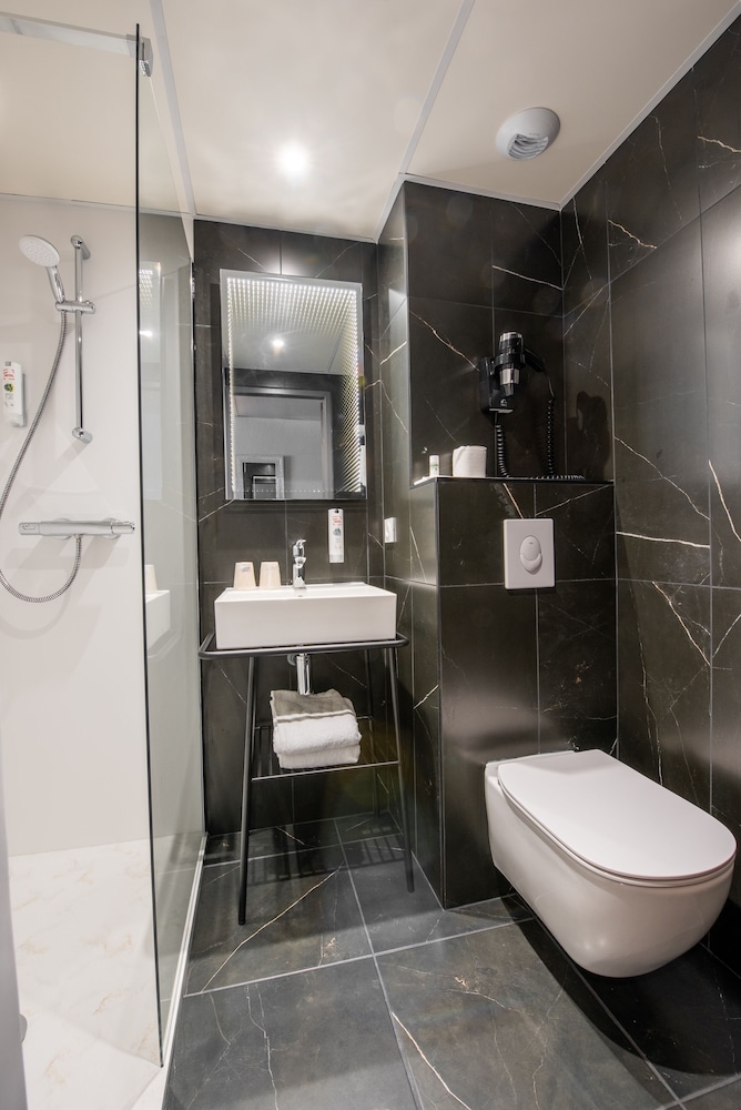 Basic Triple Room - Photo 5