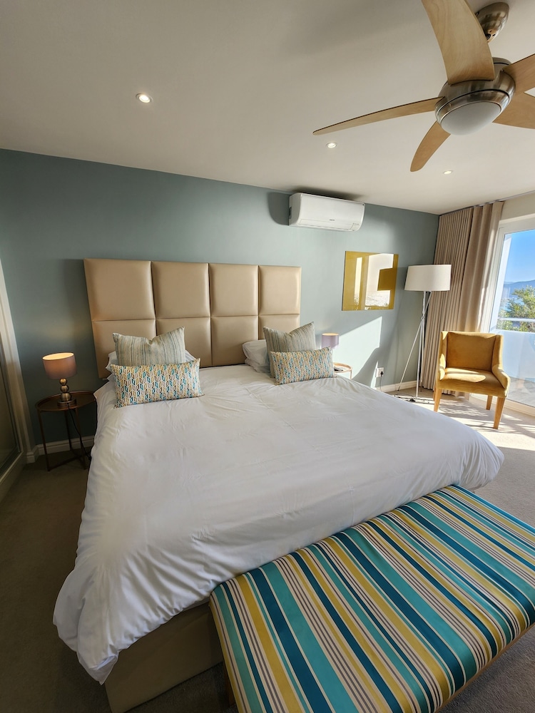 Luxury Suite photo 1