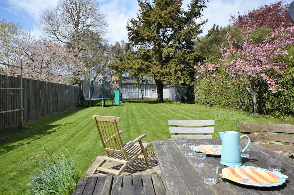 Cottage photo 1