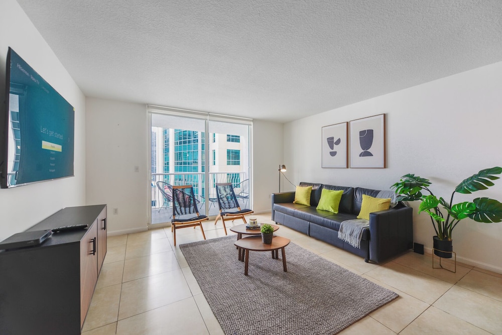 Condo, 1 Bedroom, Balcony, City View photo 1