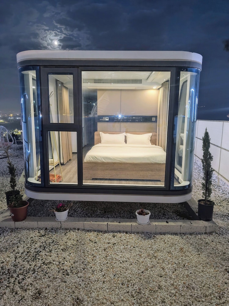Junior Suite, 1 King Bed, Park View