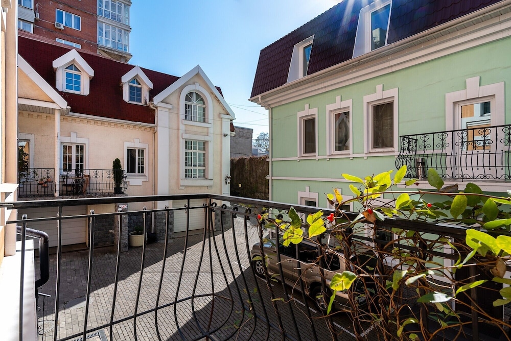 Premier Double Room, 1 Queen Bed, Balcony photo 2