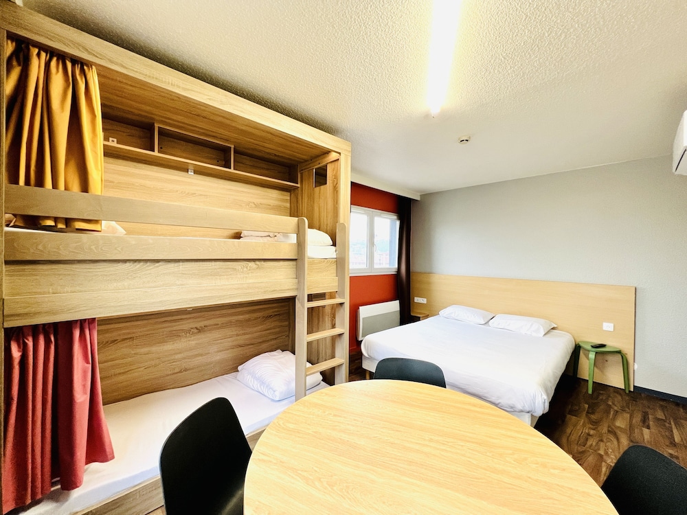 Family Room (4 personnes avec salle de bain) - Photo 2