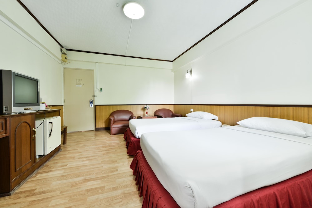 Standard Twin Room photo 3
