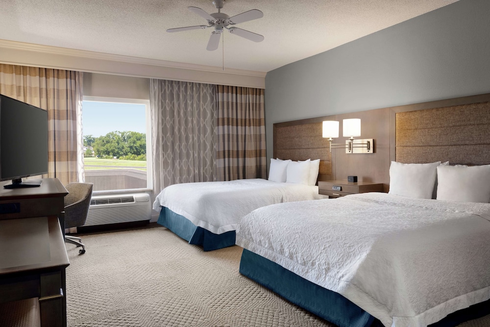Studio Suite, 2 Queen Beds, Non Smoking - Photo 2