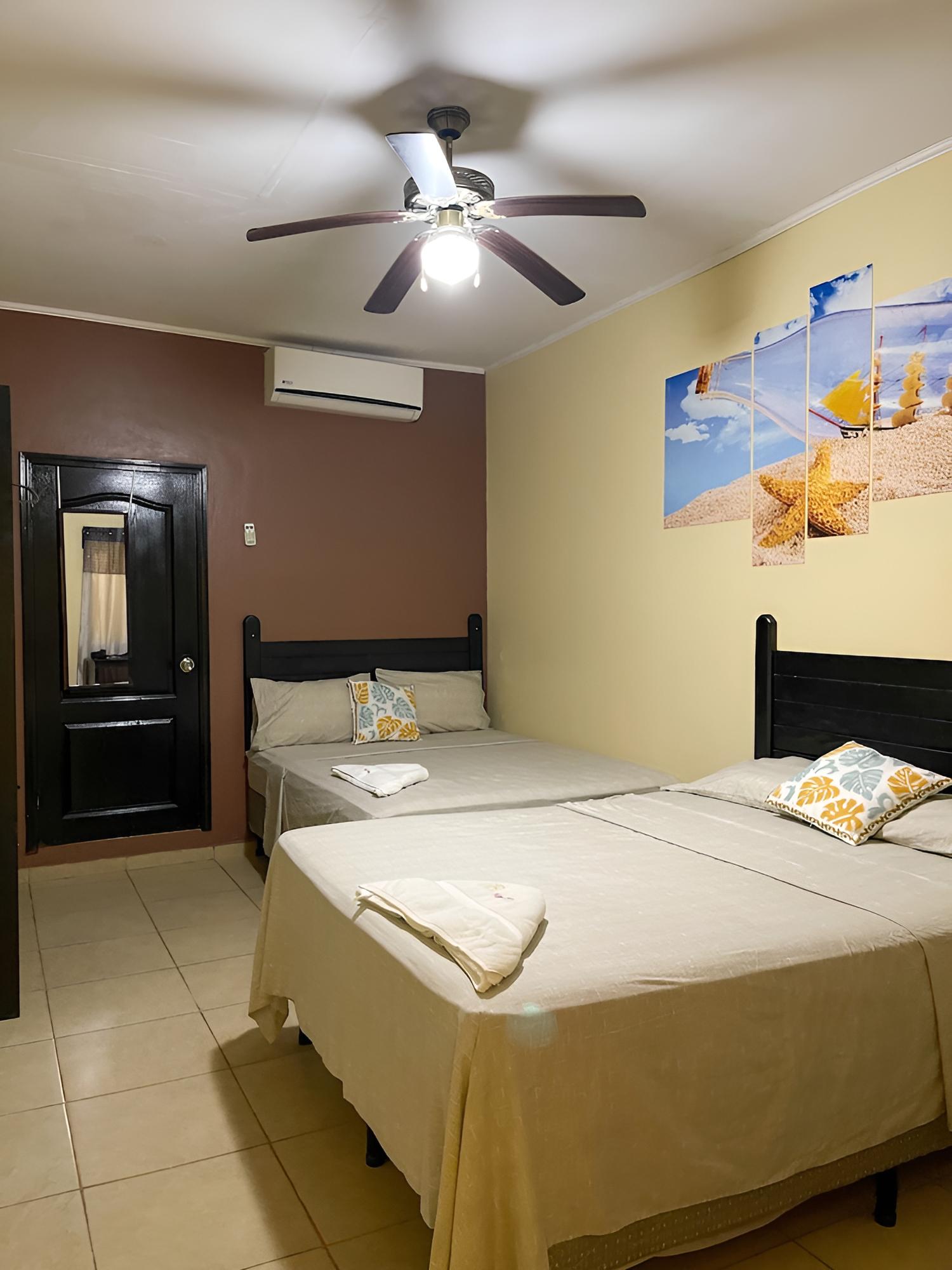 Classic Quadruple Room photo 2