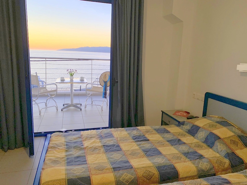 Apartment, 1 Bedroom, Sea View (2-4 adults) photo 3