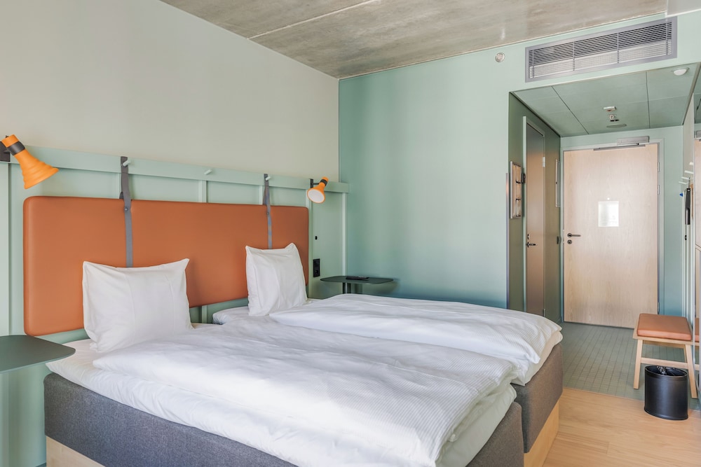 Standard Twin Room, 2 Twin Beds - Photo 3
