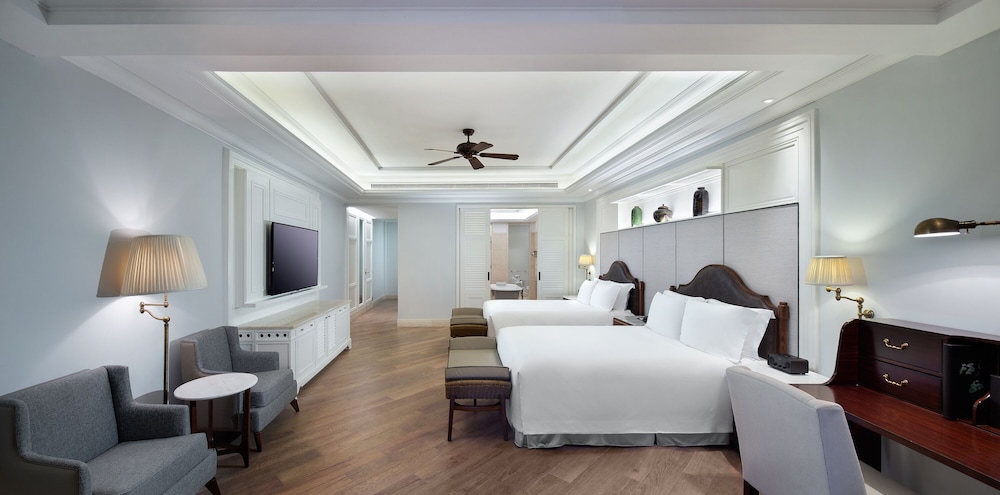 Room, 2 Double Beds, Balcony - Photo 2