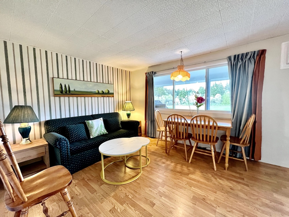 Basic Suite, 2 Bedrooms, Ground Floor