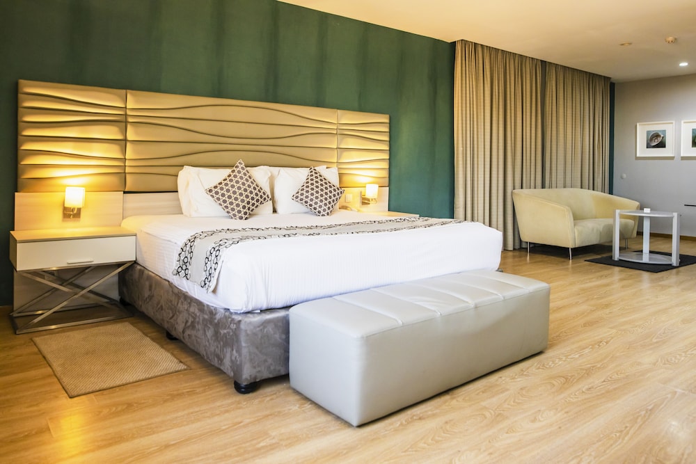 Superior Suite
