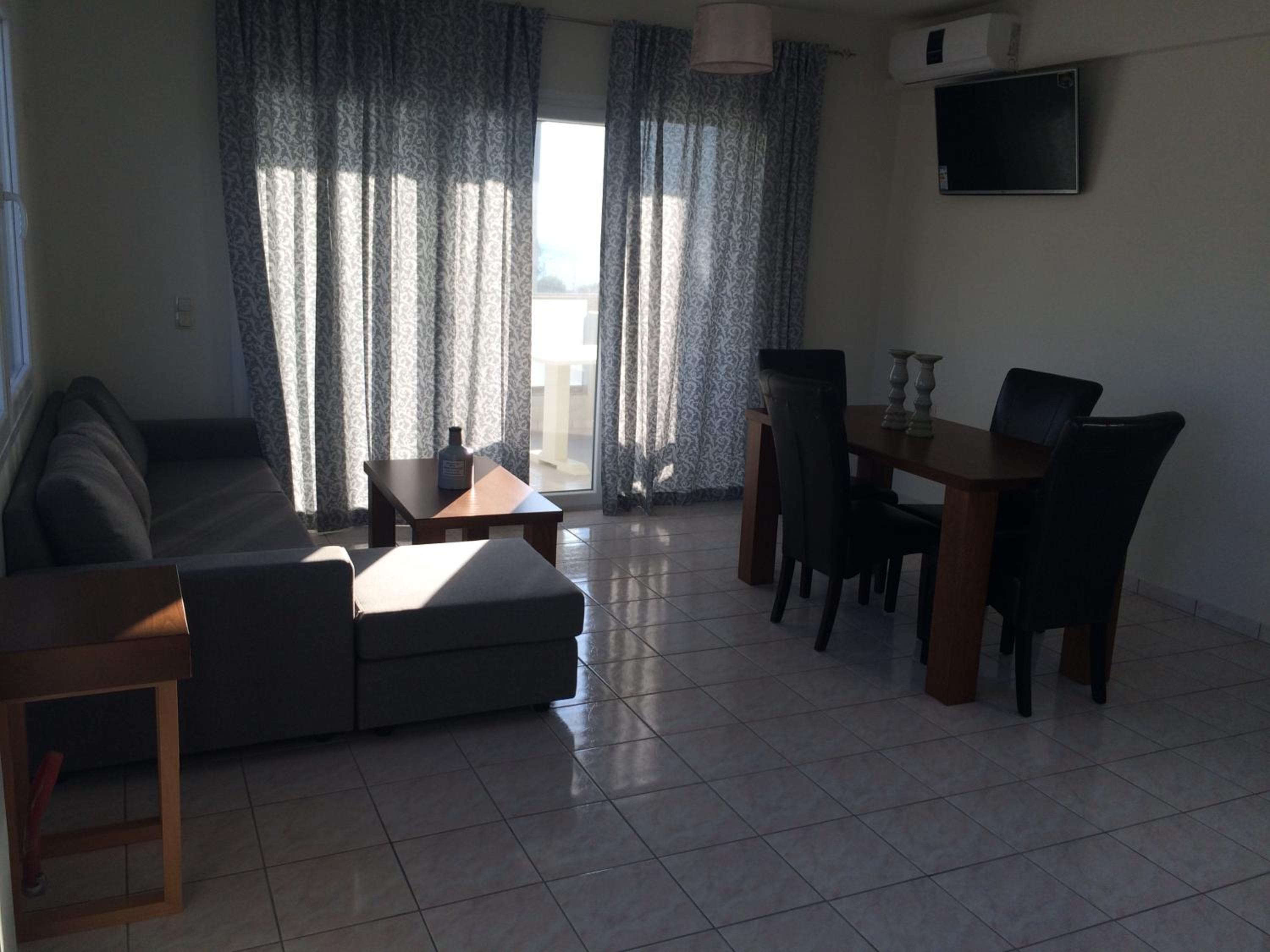 Maisonette photo 3
