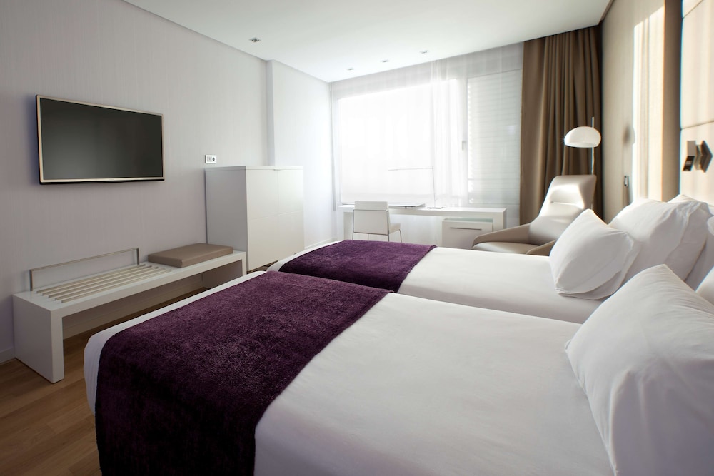 Superior Room (Extra Bed 3 adults)