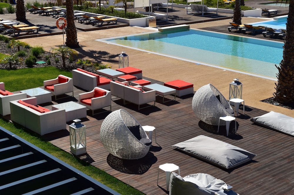 Superior Double Room, Pool View