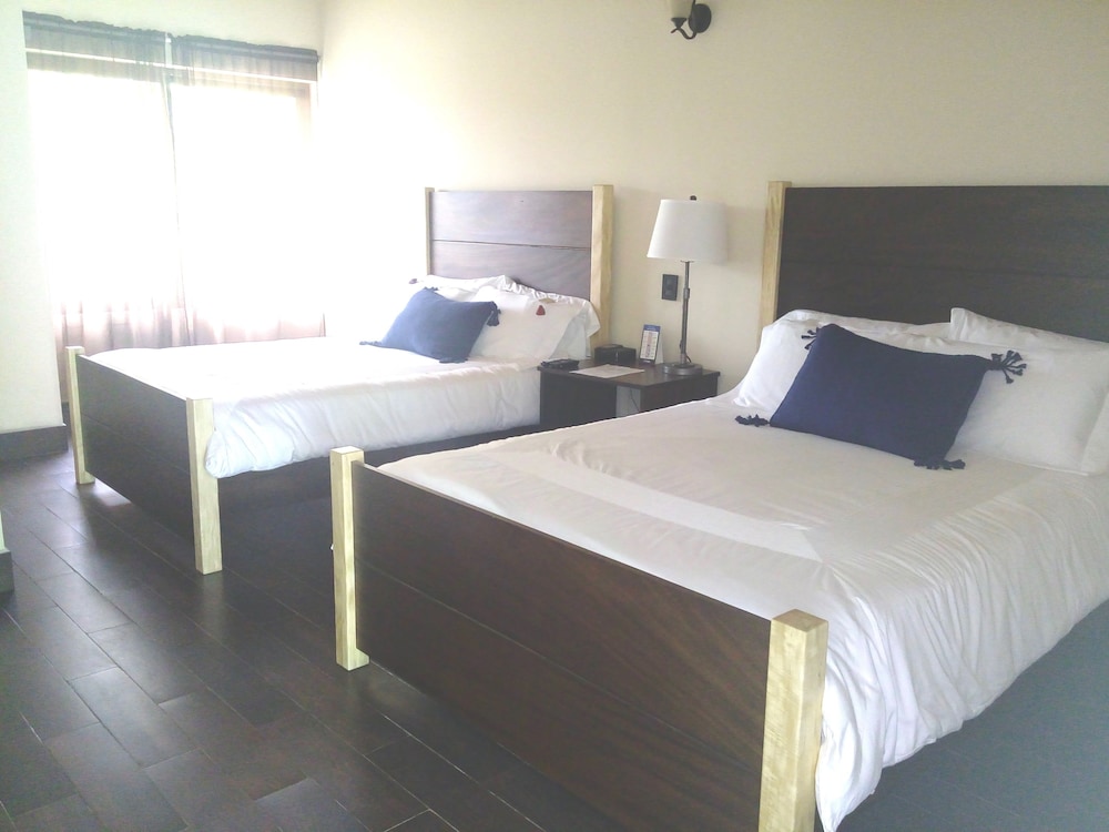 Junior Double Room, 1 Bedroom, Mountain View photo 3