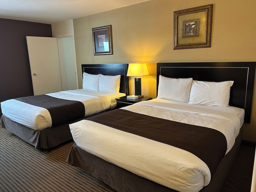 Room, 2 Queen Beds, Non Smoking (Efficiency) photo 2