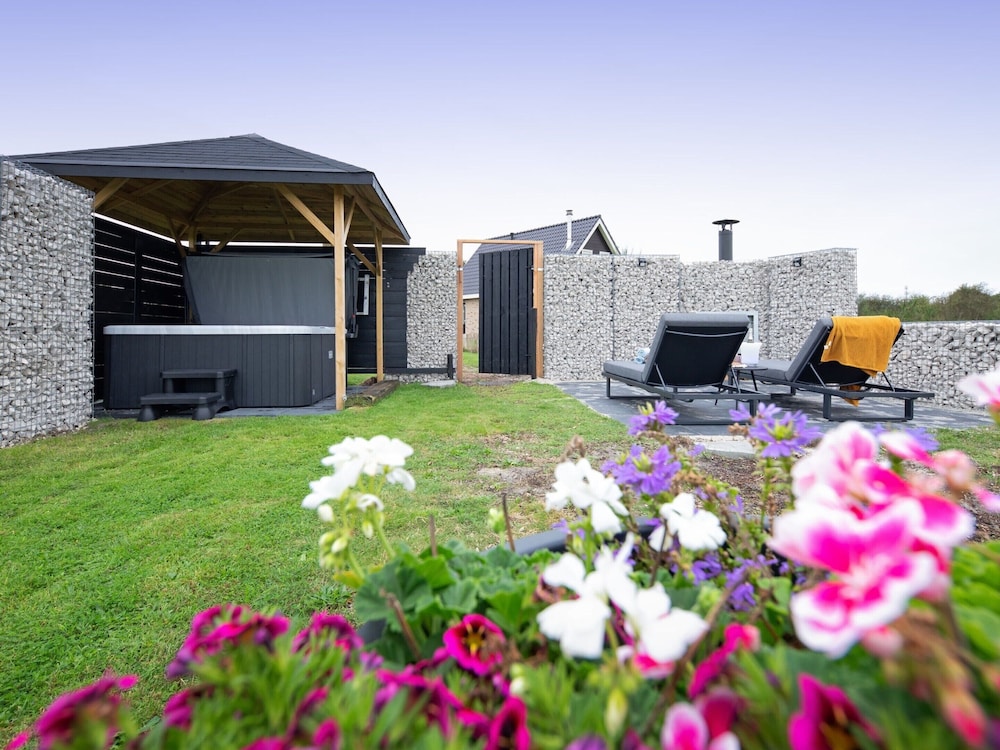 House photo 2