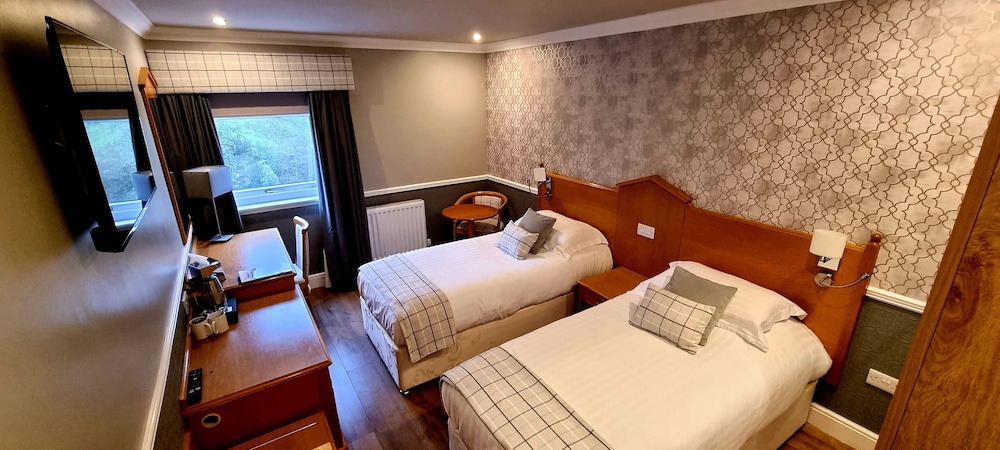 Standard Suite, Ensuite photo 1