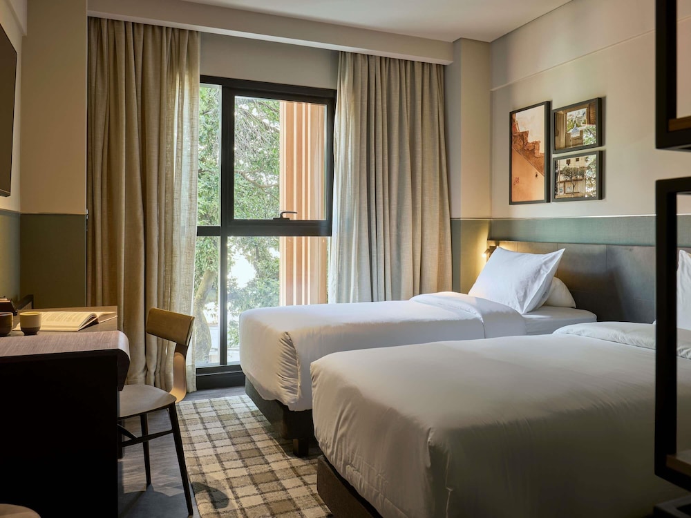 Twin Room, 2 Twin Beds (TRIBE ESSENTIAL TWIN)