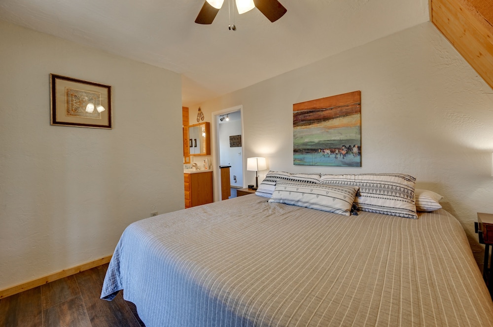 House (2 Bedrooms) photo 2
