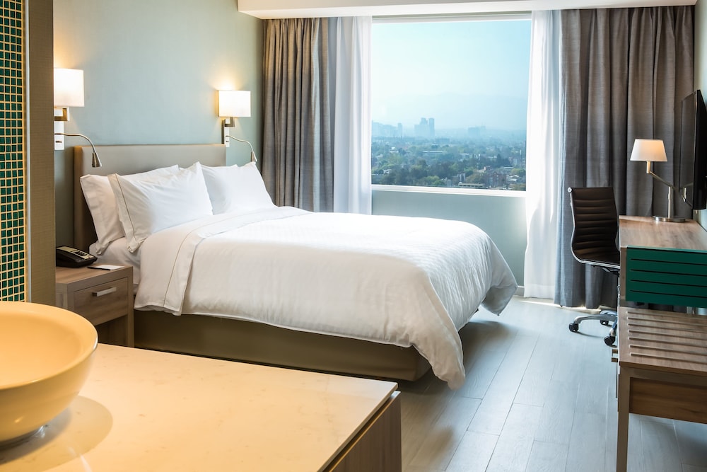Superior Room, 1 King Bed