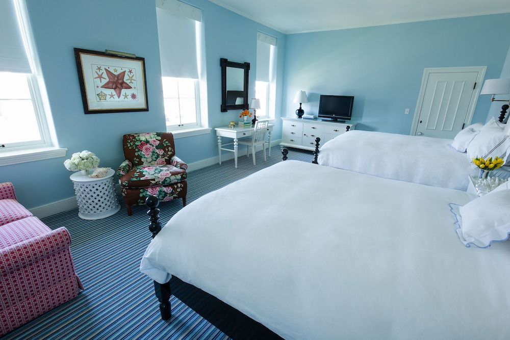 Room, 2 Queen Beds (Ocean Side) photo 1