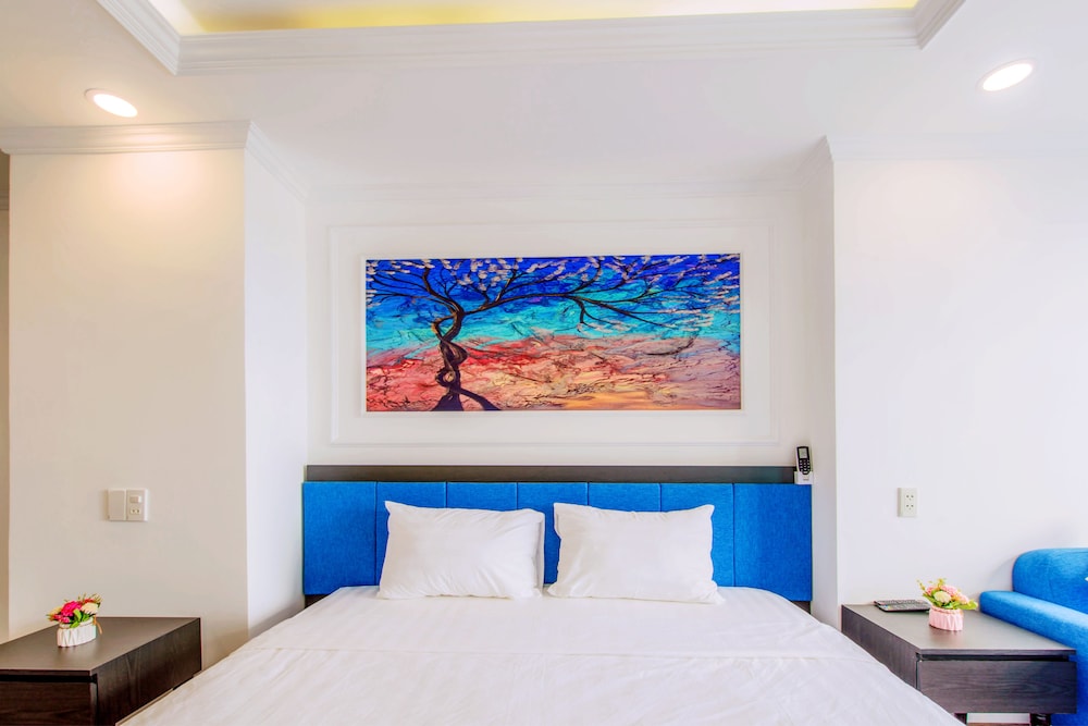Deluxe Double Room, City View