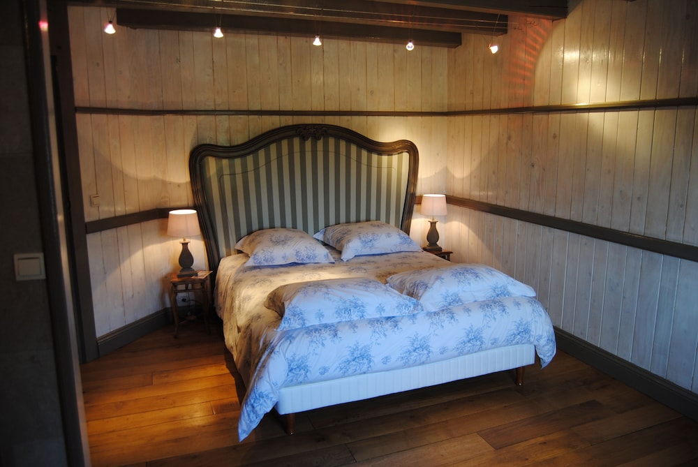 Comfort Double Room, 1 Bedroom, Bathtub, Garden Area photo 2