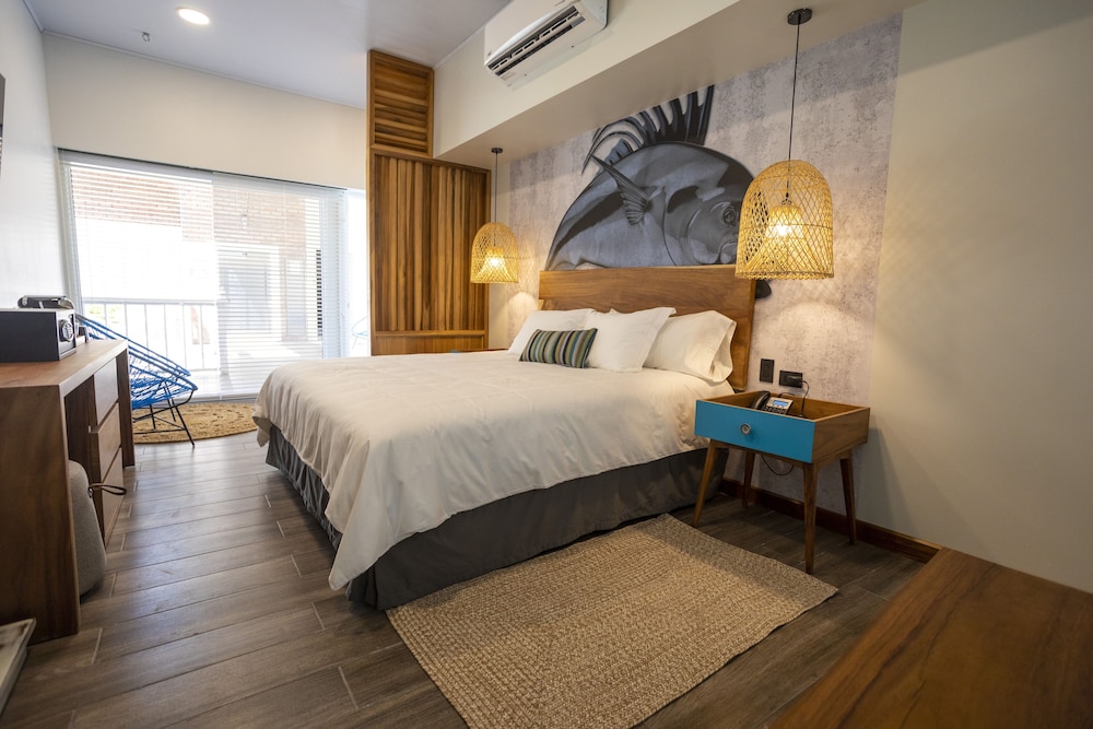 Standard King Room