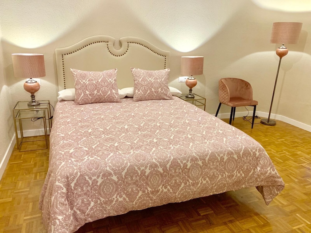 Superior Apartment, 2 Bedrooms, Kitchen, City View