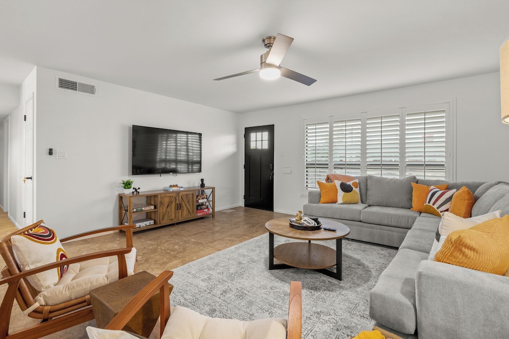 Weldon Ave Stunning Old-town Ranch Home - OMG, Zdjęcie 10