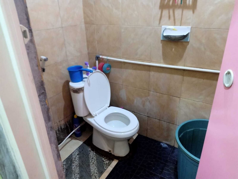 Basic Double Room photo 1