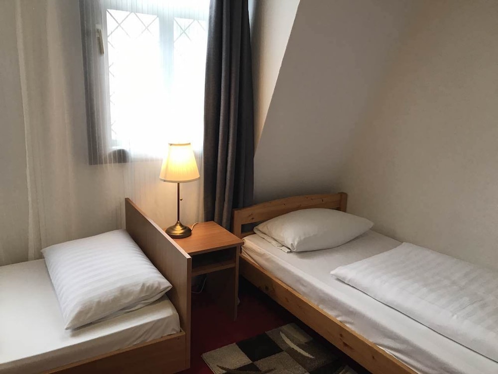 Double Room - Photo 4