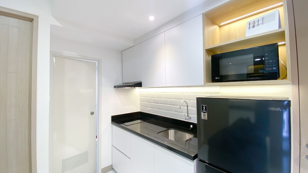 Apartment photo 2