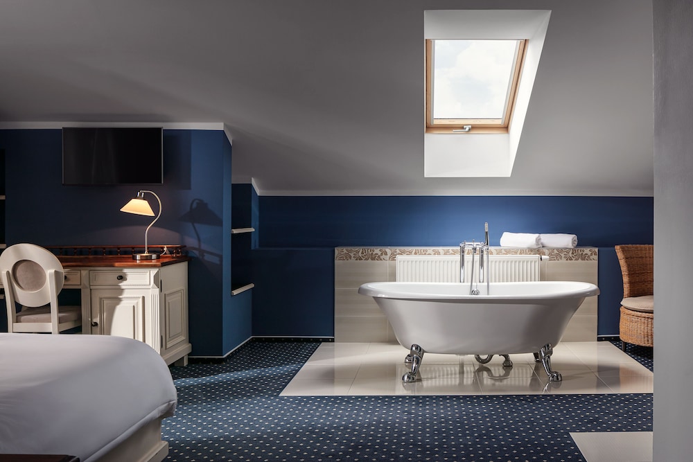 Deluxe Double Room, Balcony, Golf View photo 3