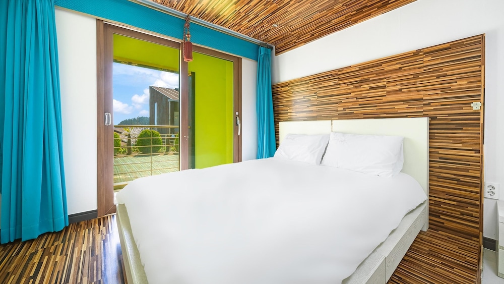 Basic Room, 1 Bedroom (Room 501) - Photo 8