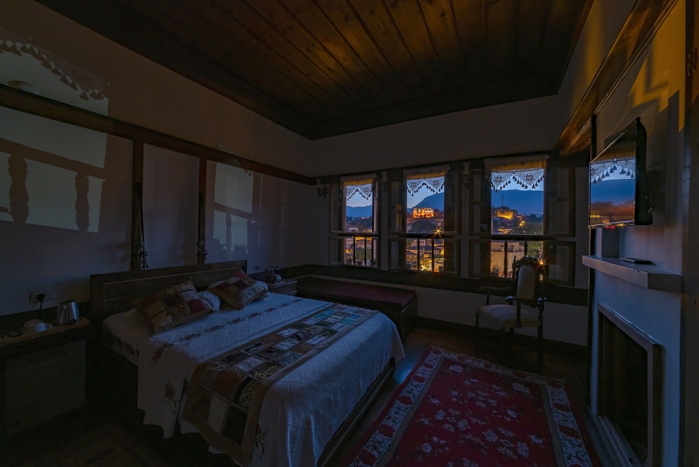 Superior Room, City View photo 1