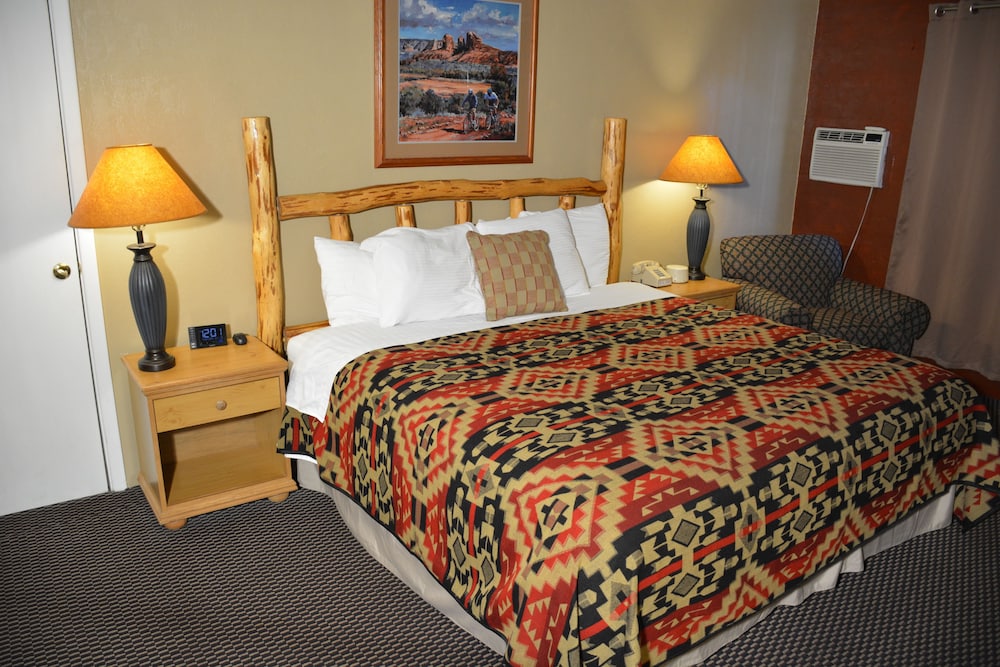 Deluxe Room, 1 King Bed, Fireplace (Upstairs Room)