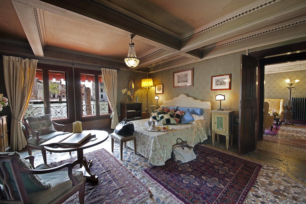 Royal Suite, Canal View (Pisani) photo 1
