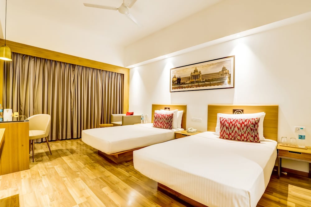 Business Room - Photo 5