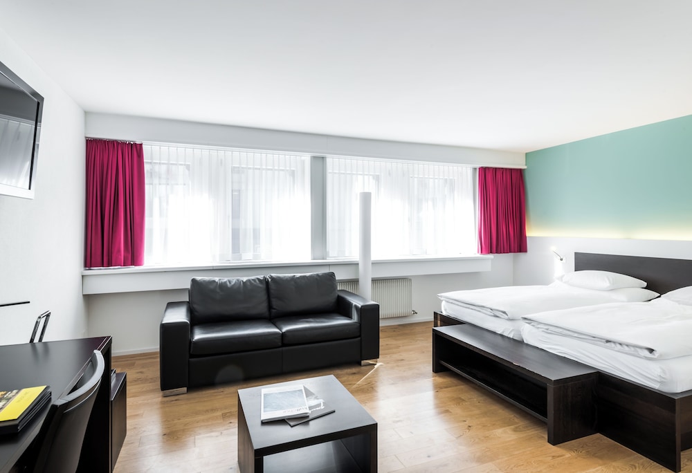 Superior - Twin Room, Air Condtion photo 2