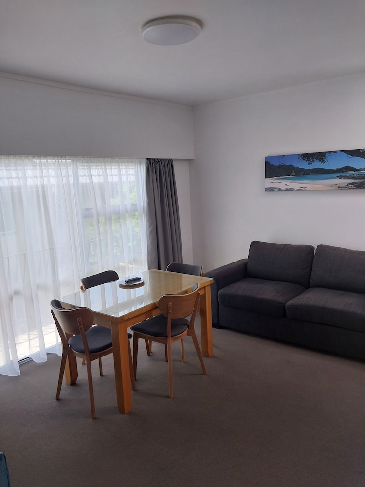 Apartment, Partial Sea View photo 2