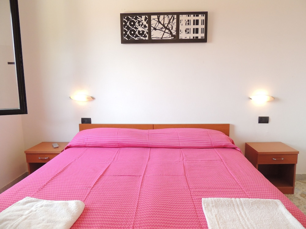 Double or Twin Room, Sea View (7) photo 1