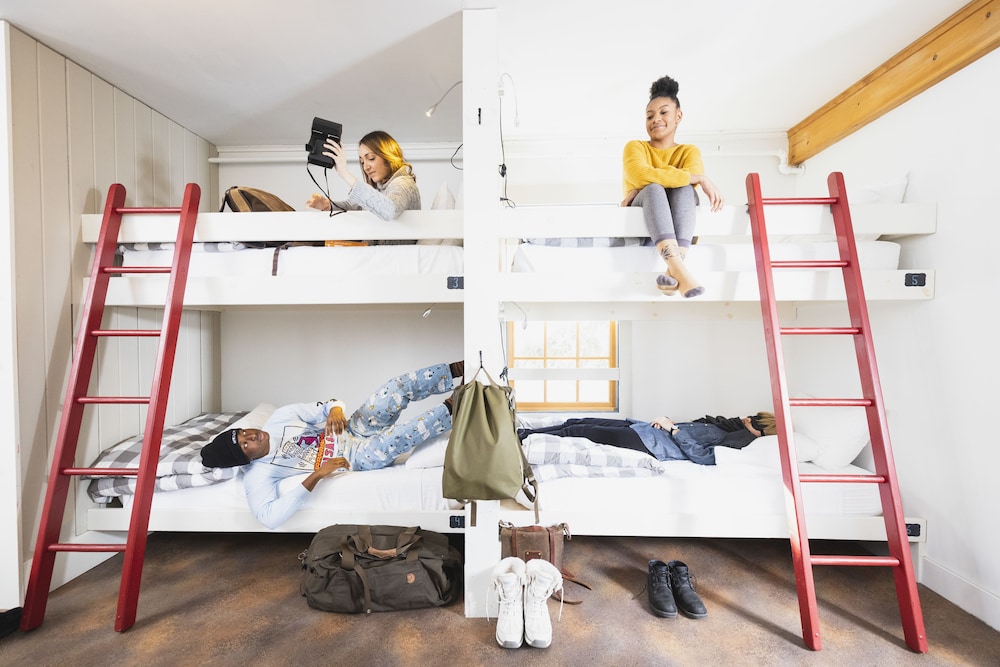 Family Room, Multiple Beds, Accessible (8)