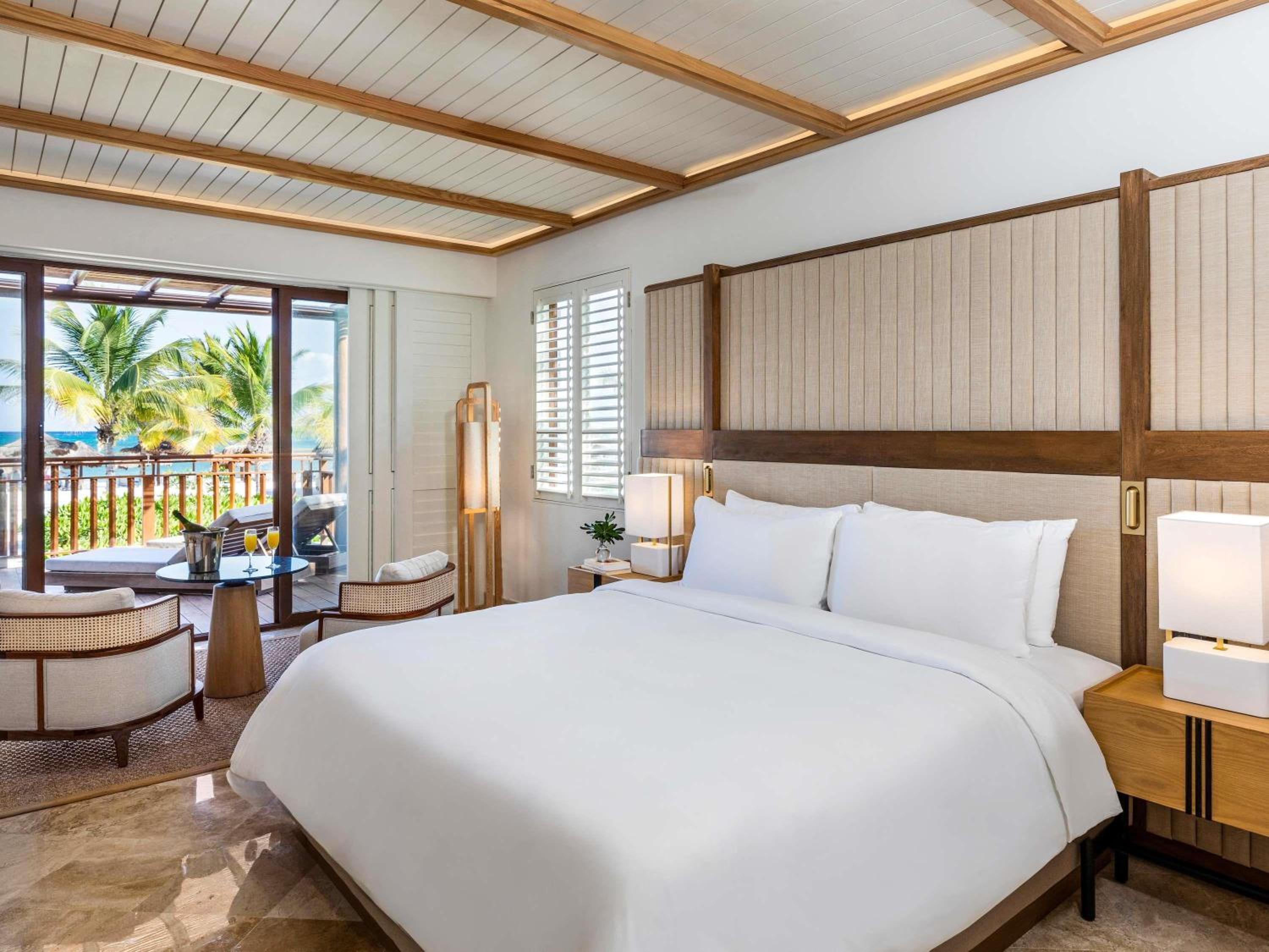 Beach Front Premium Suite wth Infinity Pool and Butler Service