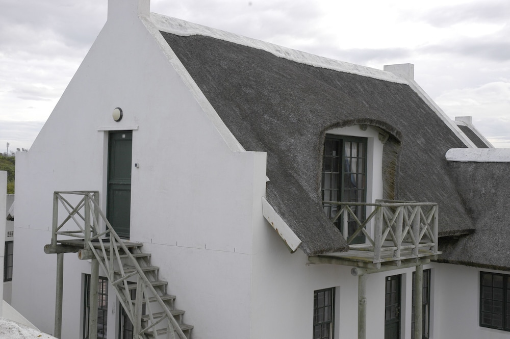 D Cottage