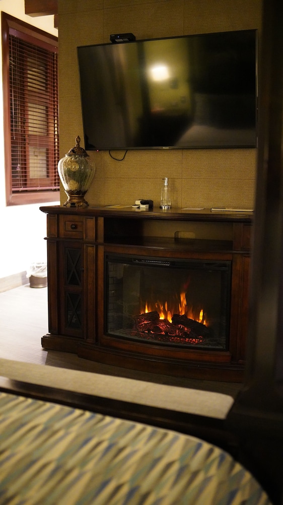 Luxury Studio Suite photo 3