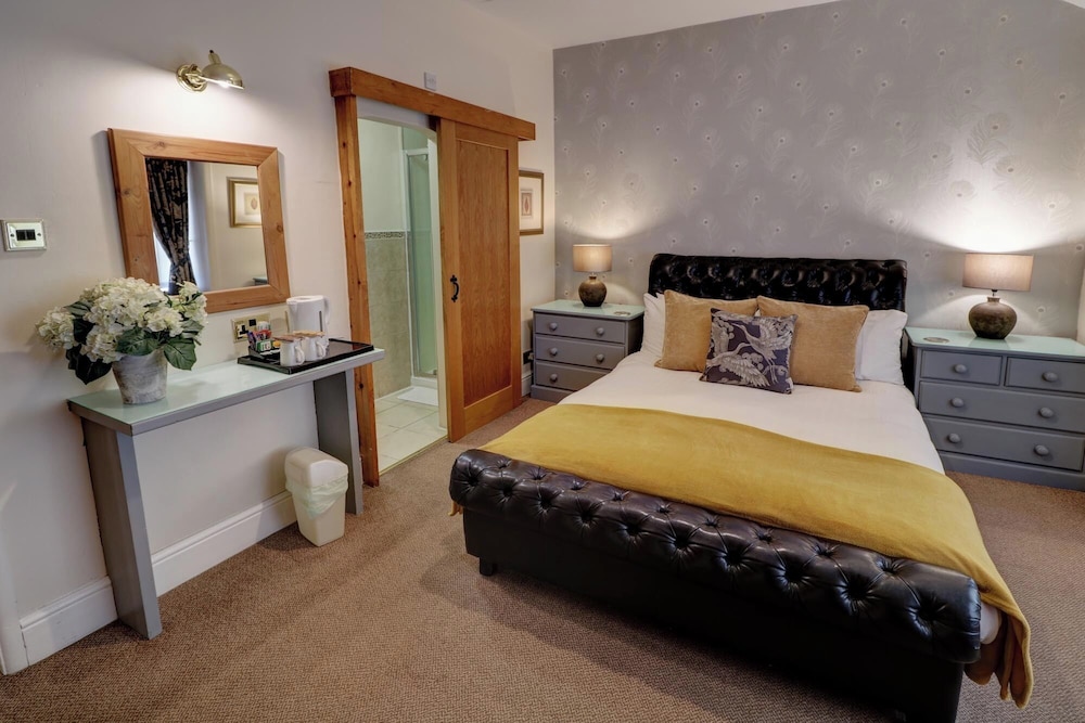 Standard Double Room, Ensuite photo 2