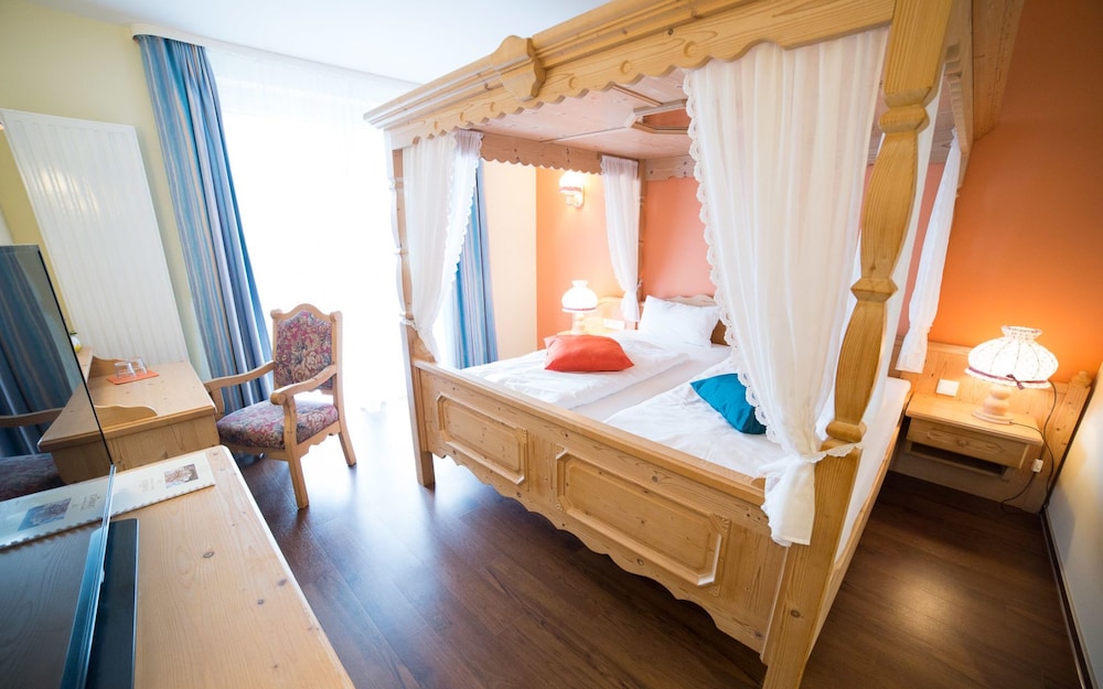 Deluxe Double Room photo 2